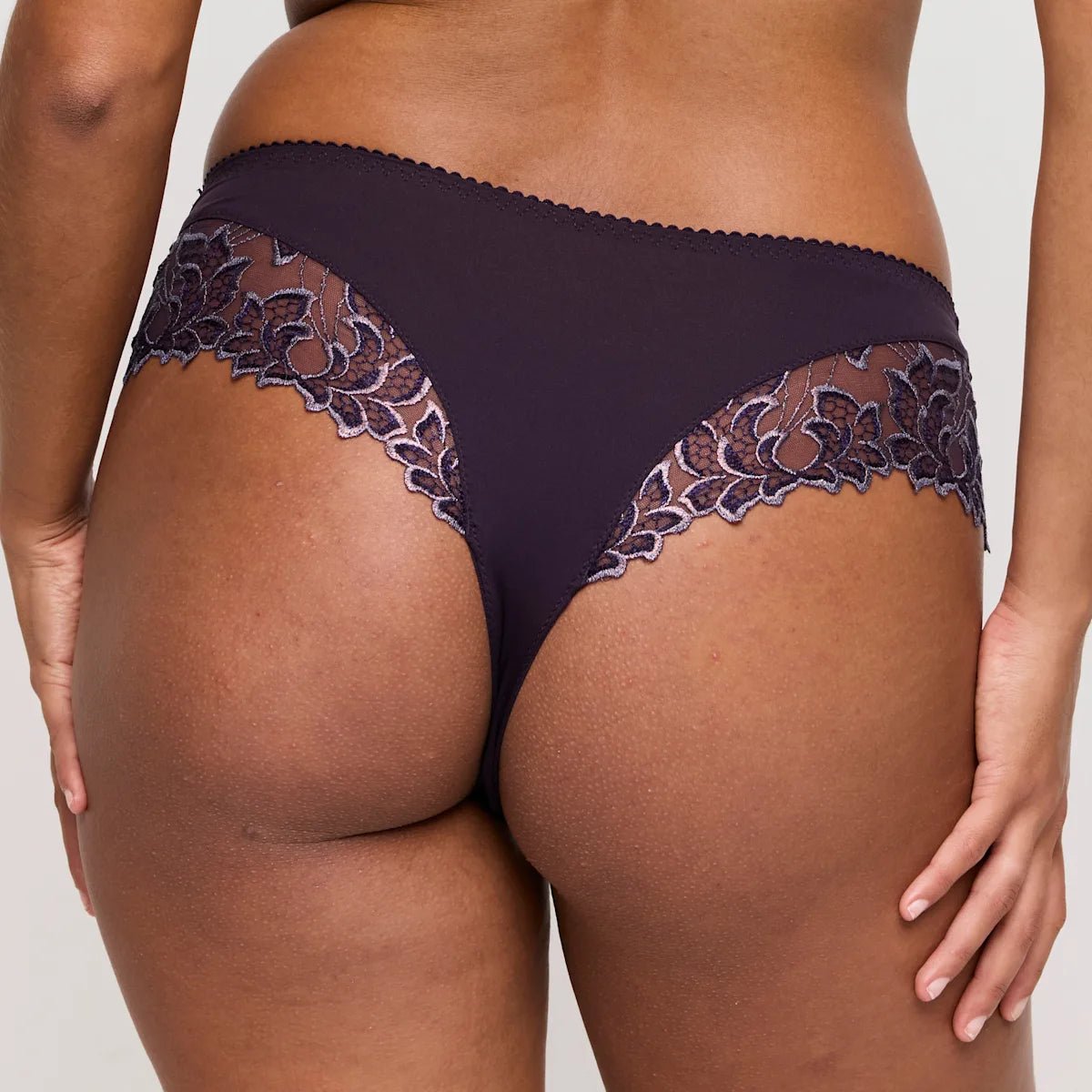 Primadonna - Deauville string luxueux Amethyst Gem - Juste Pour Vous
